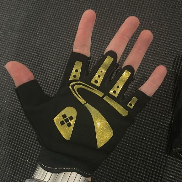 Workout Gloves - Picture 5 of 7